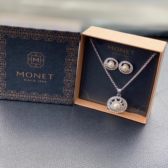 MONET💥NIB💥NECKLACE & EARRINGS SET - Picture 2 of 6